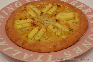 Illustration for article titled Oh Goodness, There Are Kit Kat Pizzas in Japan